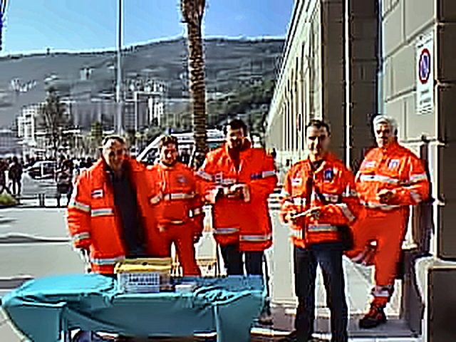Con i volontari della Burlando